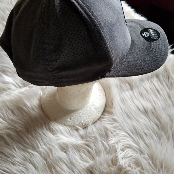 Hat - Picture 2 of 3